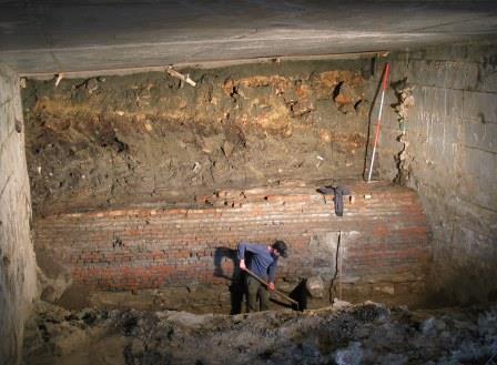 Excavation of the side wall of Herentalse Vaart in 2006
